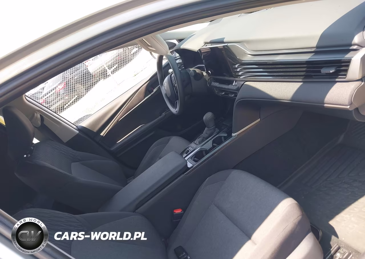 2025 Toyota Camry Le VIN:4T1DAACK4SU106556 - 5