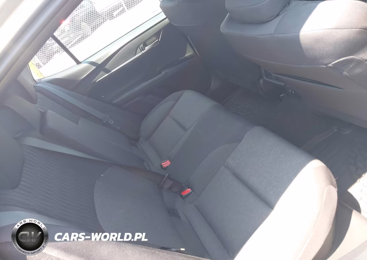 2025 Toyota Camry Le VIN:4T1DAACK4SU106556 - 8