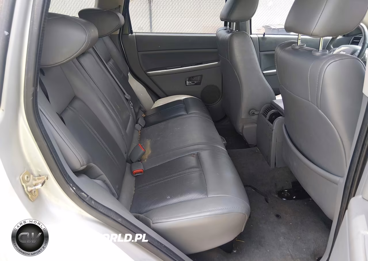 2007 Jeep Grand Cherokee Limited VIN:1J8HR58257C551358 - 8