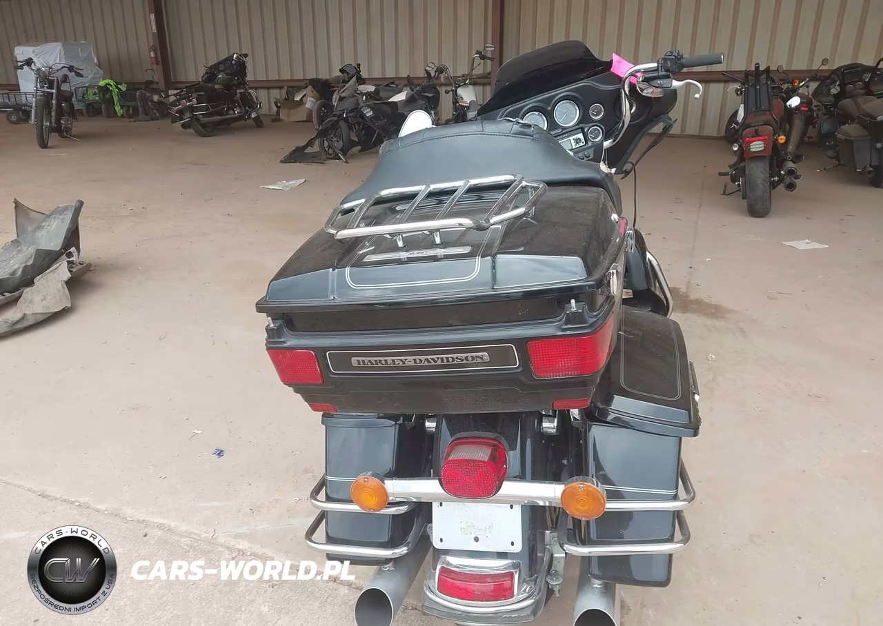 2009 Harley-Davidson Flhtcu VIN:1HD1FC4179Y629792 - 6