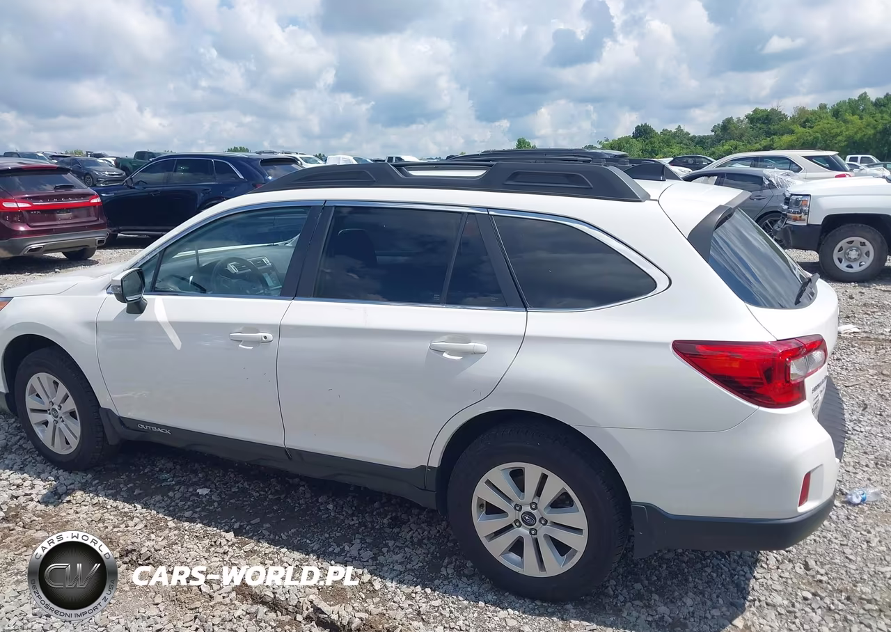2016 Subaru Outback 2.5I Premium VIN:4S4BSBFC1G3234703 - 14