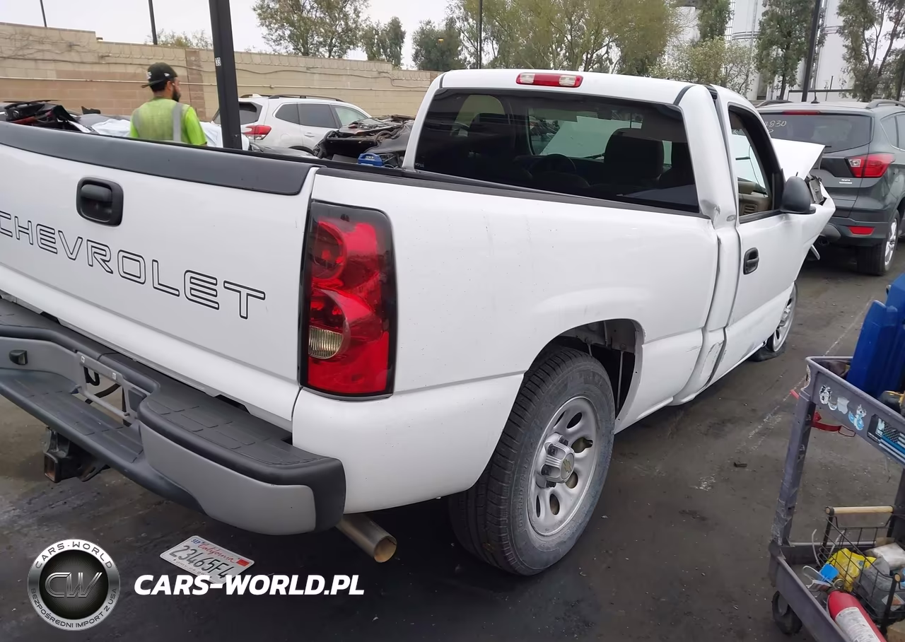 2005 Chevrolet Silverado 1500 Work Truck VIN:1GCEC14X15Z122671 - 4