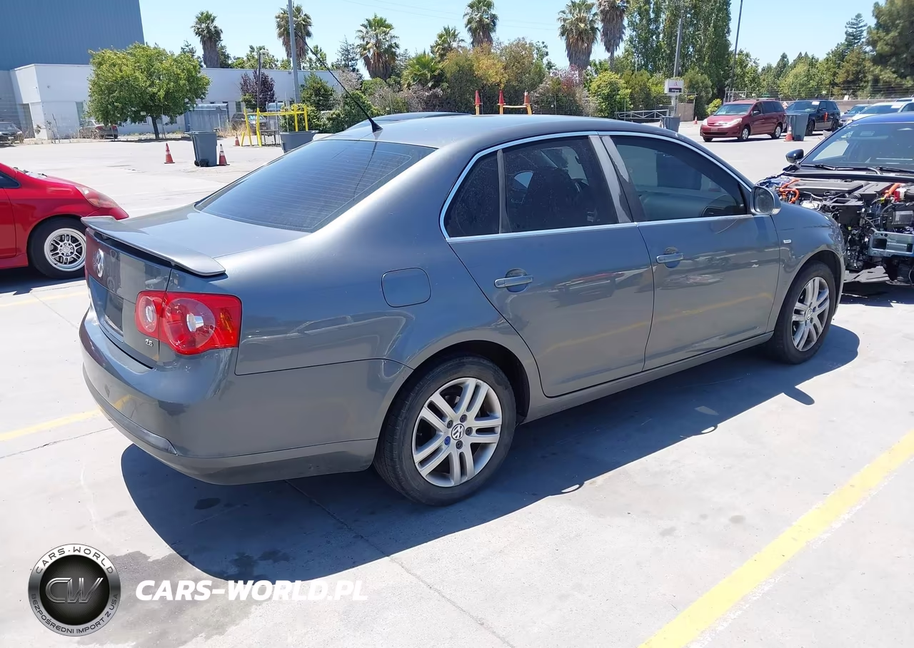 2007 Volkswagen Jetta Wolfsburg Edition VIN:3VWEG71K67M165761 - 4