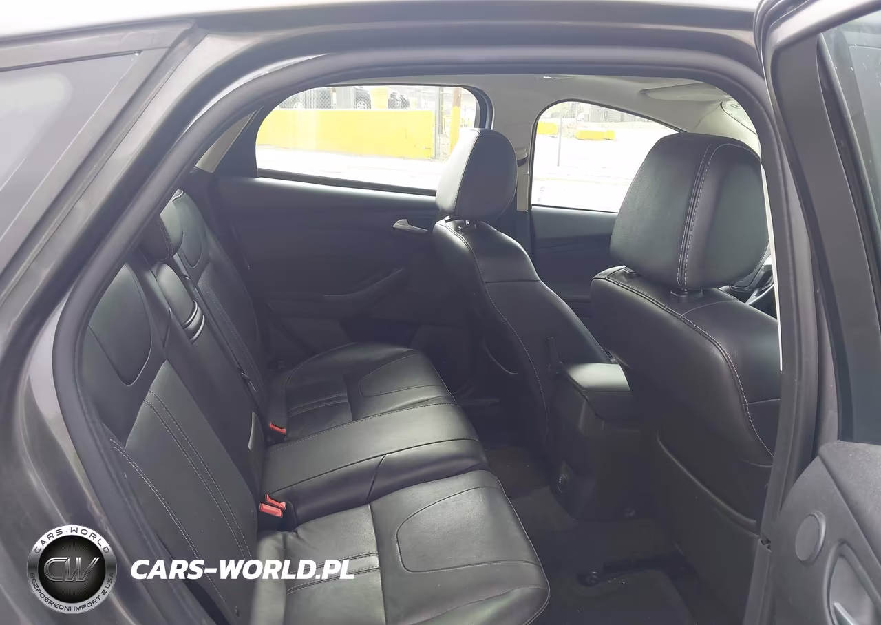 2013 Ford Focus Titanium VIN:1FADP3N26DL301536 - 8