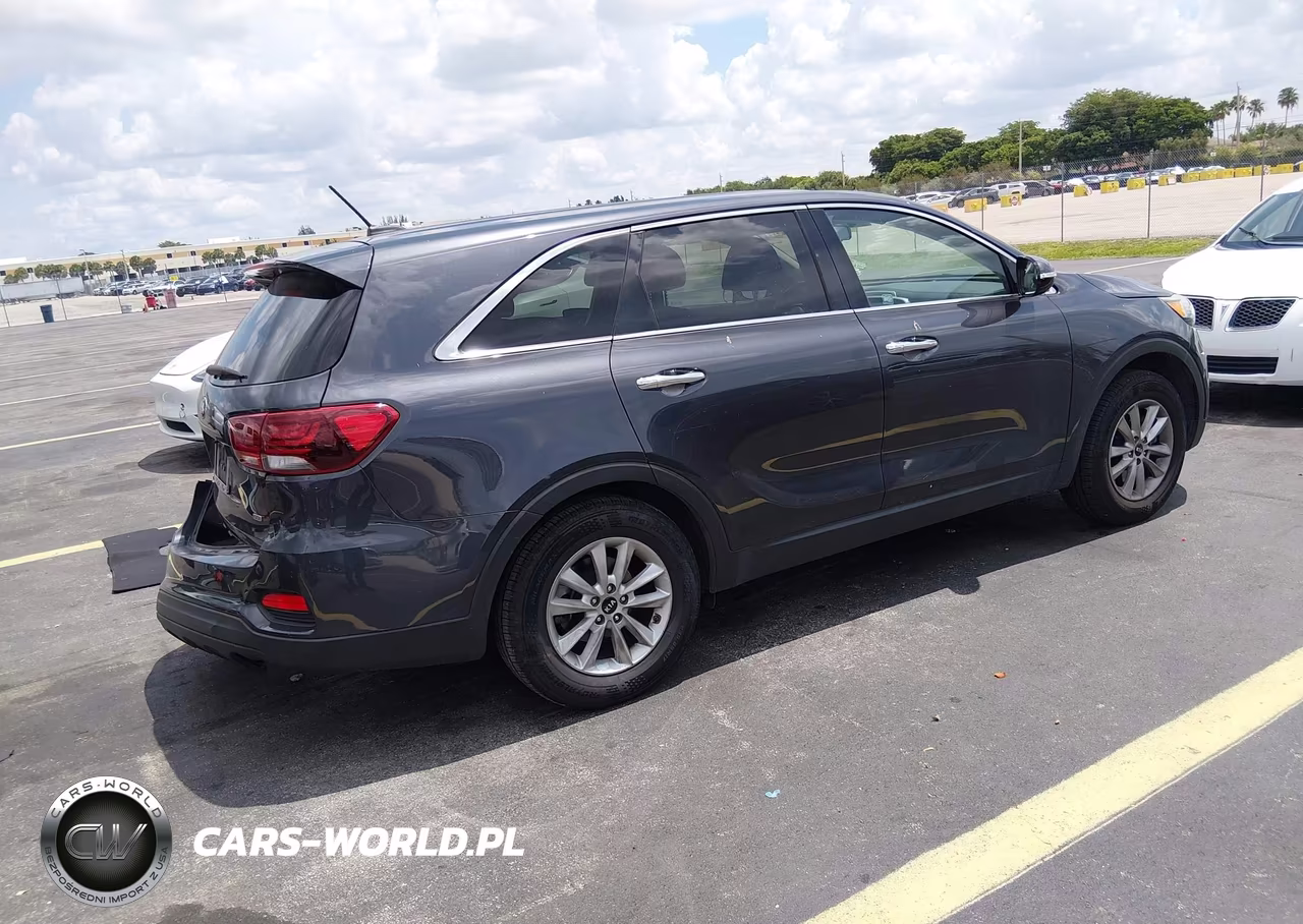 2019 Kia Sorento 2.4L Lx VIN:5XYPG4A3XKG506281 - 4