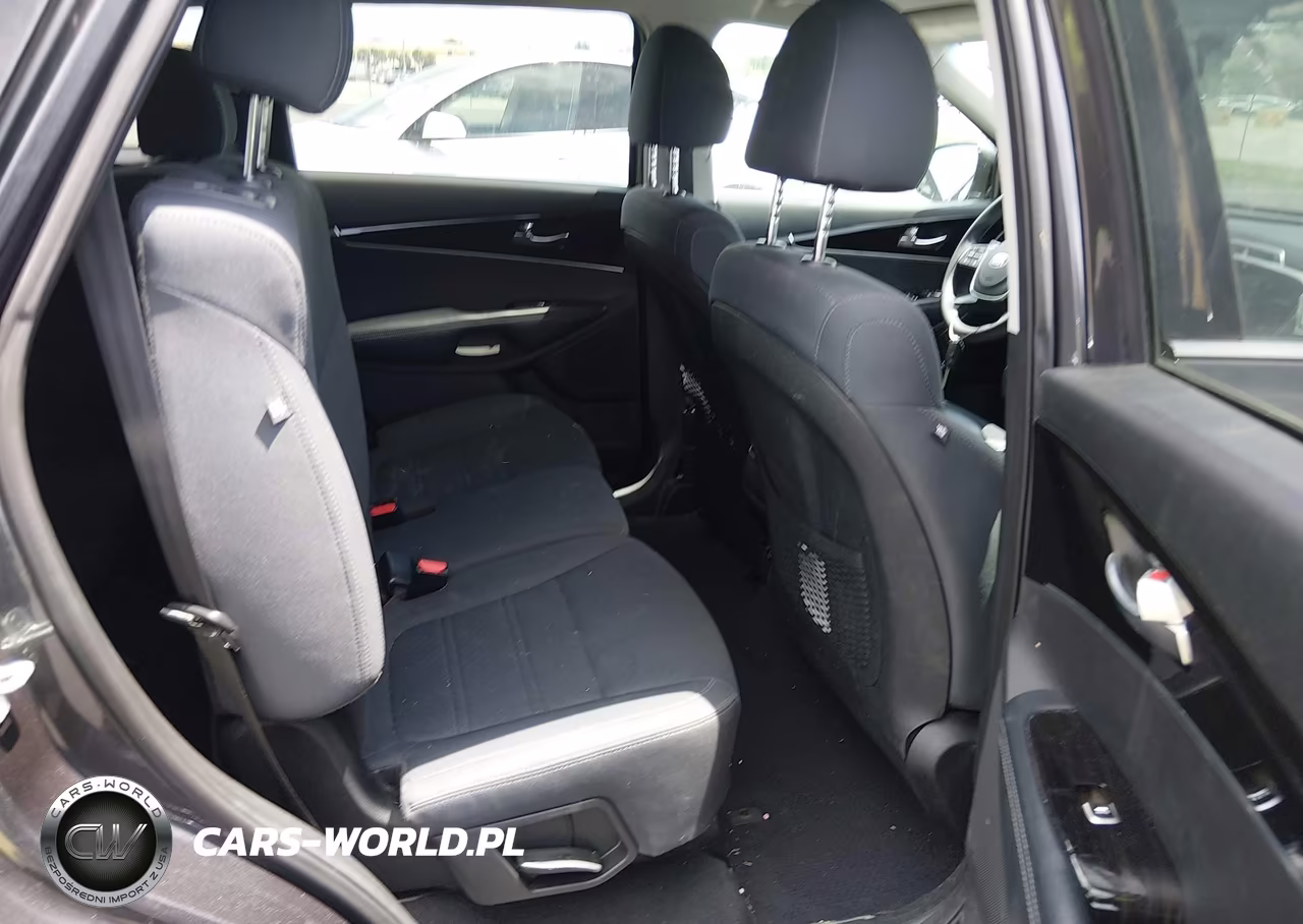 2019 Kia Sorento 2.4L Lx VIN:5XYPG4A3XKG506281 - 8