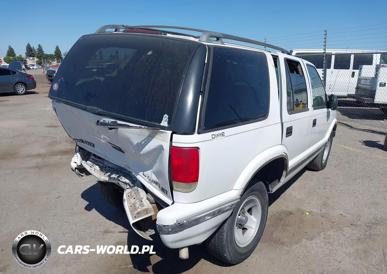 1997 Chevrolet Blazer Ls VIN:1GNCS13W0V2194318 - 4