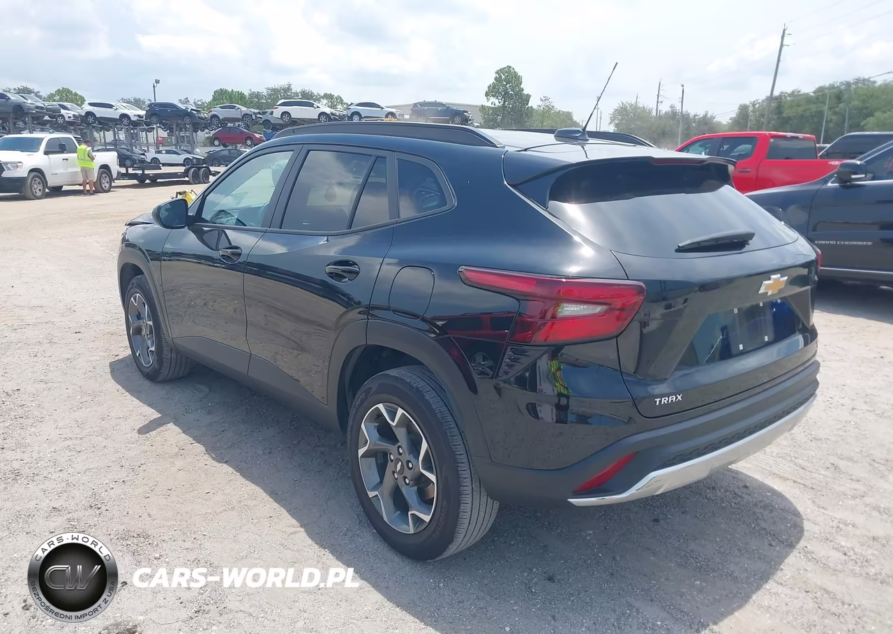 2025 Chevrolet Trax Fwd Lt VIN:KL77LHEP0SC307872 - 3