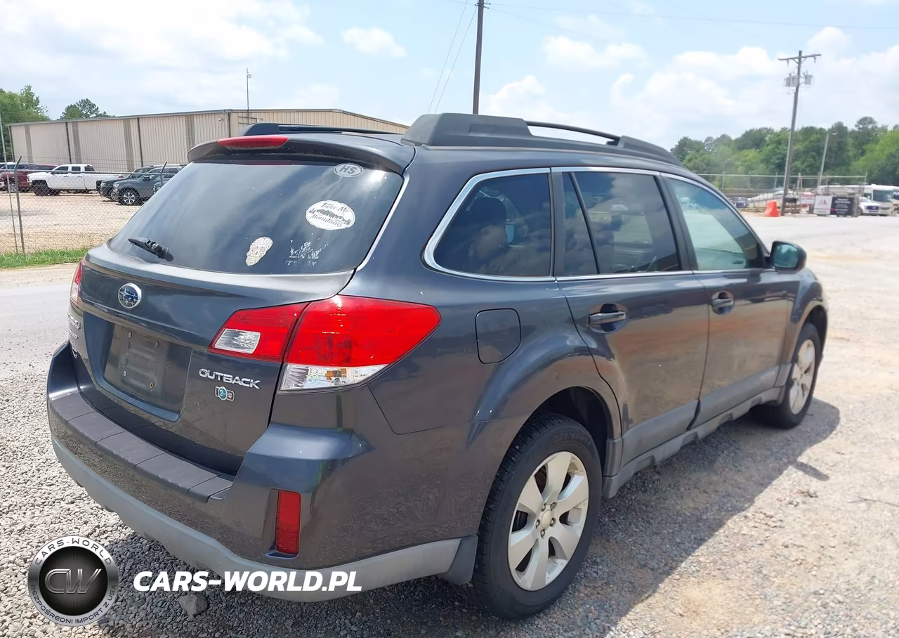 2012 Subaru Outback 2.5I Premium VIN:4S4BRCCC4C3246750 - 4