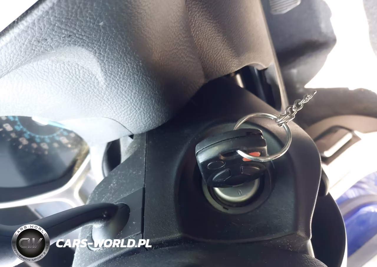 2012 Ford Focus Se VIN:1FAHP3F22CL316100 - 11
