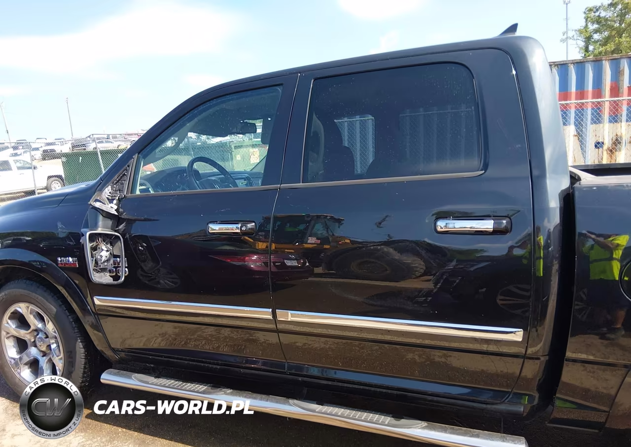 2016 Ram 1500 Laramie VIN:1C6RR6NT5GS154969 - 15