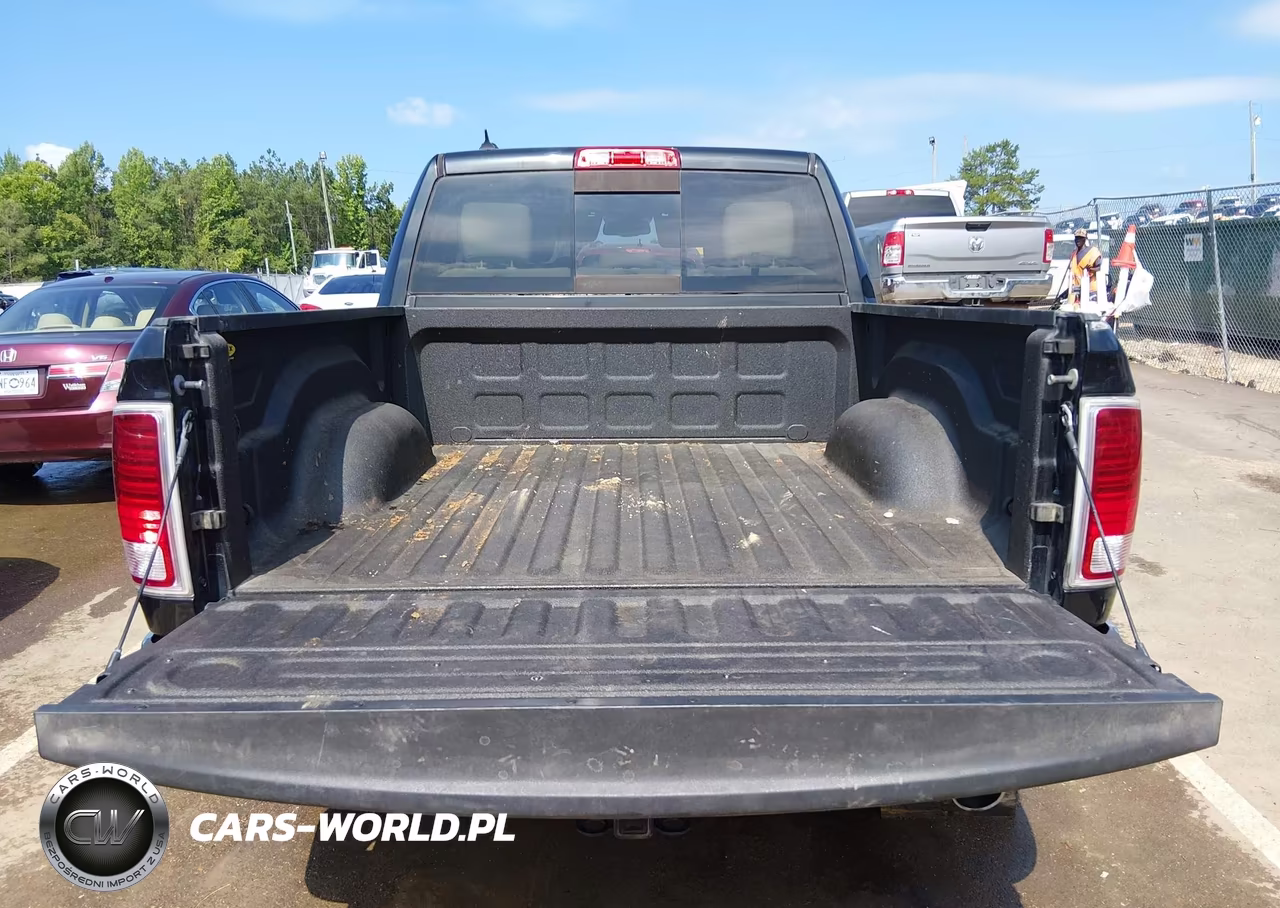 2016 Ram 1500 Laramie VIN:1C6RR6NT5GS154969 - 17