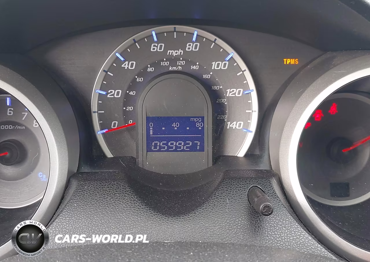 2011 Honda Fit Sport VIN:JHMGE8H56BC014340 - 15