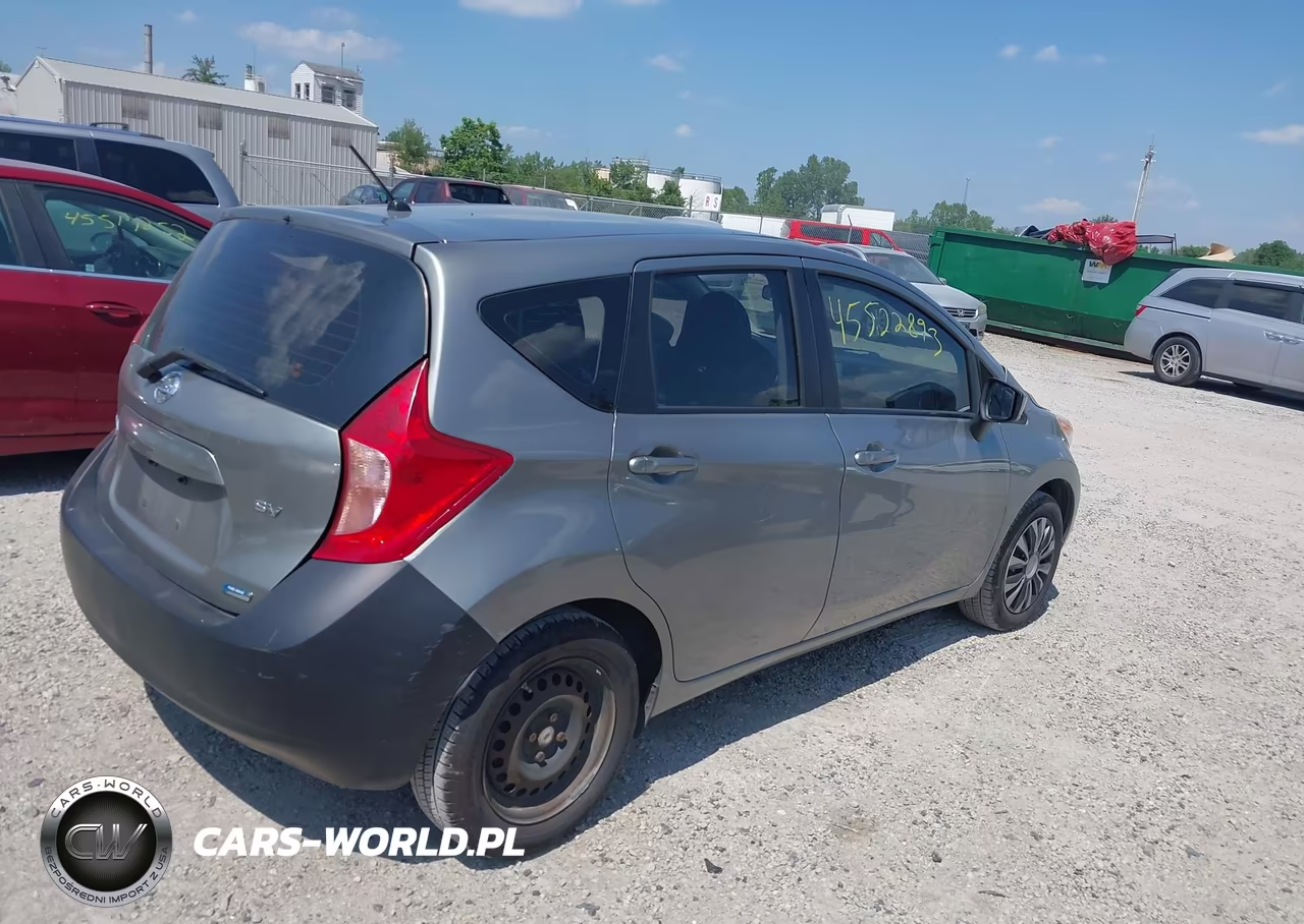 2015 Nissan Versa Note S (Sr)-S Plus-Sl-Sr-Sv VIN:3N1CE2CP2FL406749 - 4