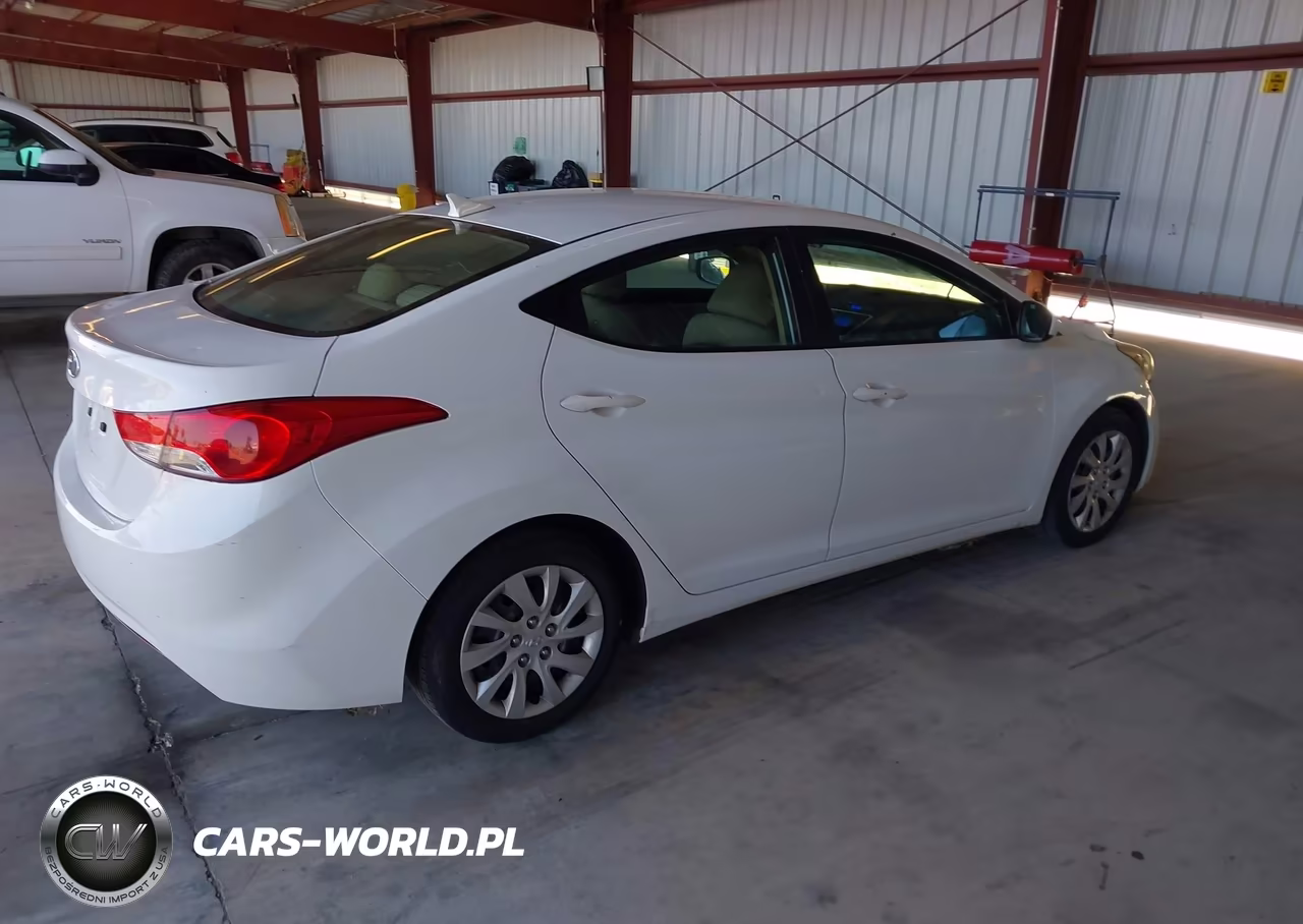 2011 Hyundai Elantra Gls VIN:5NPDH4AEXBH024744 - 4