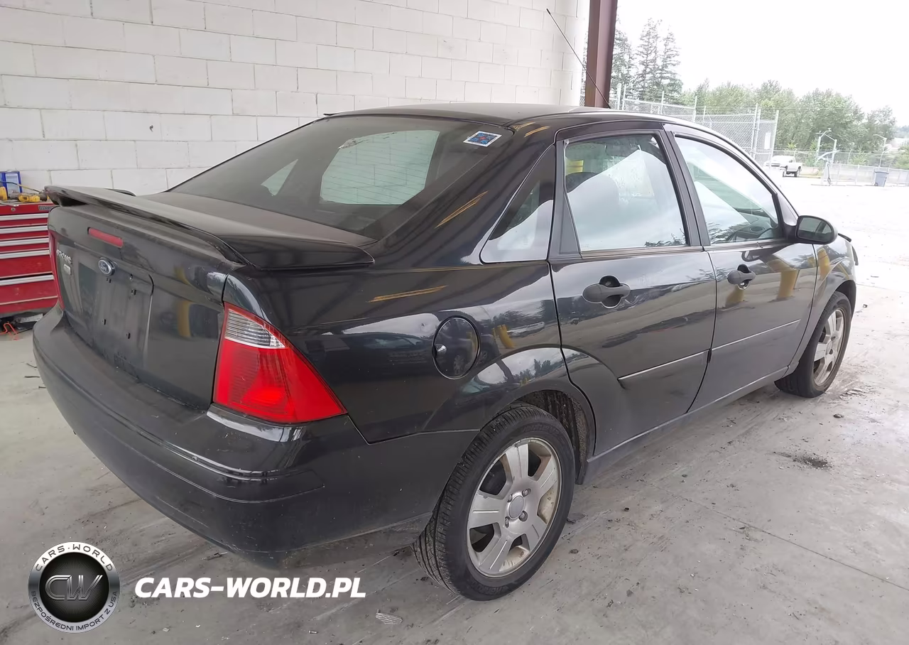 2007 Ford Focus S-Se-Ses VIN:1FAFP34N97W306401 - 4