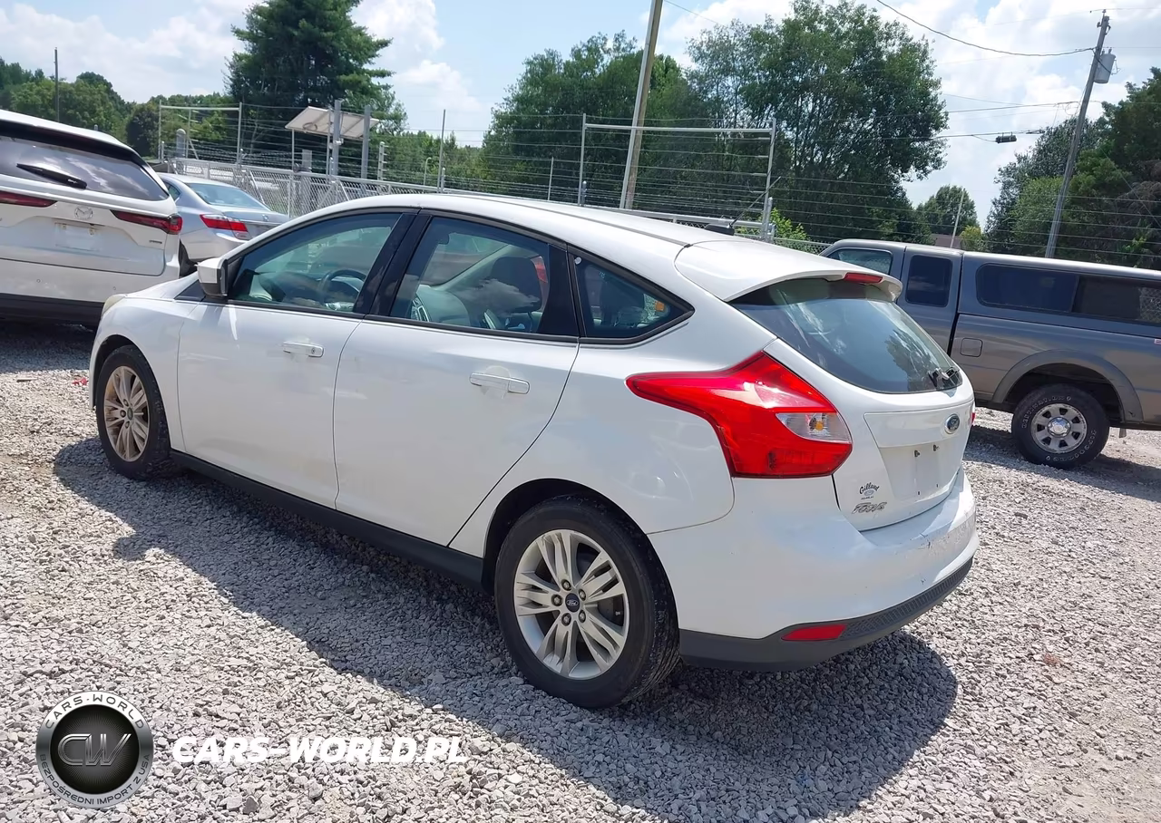 2012 Ford Focus Se VIN:1FAHP3K24CL254172 - 3