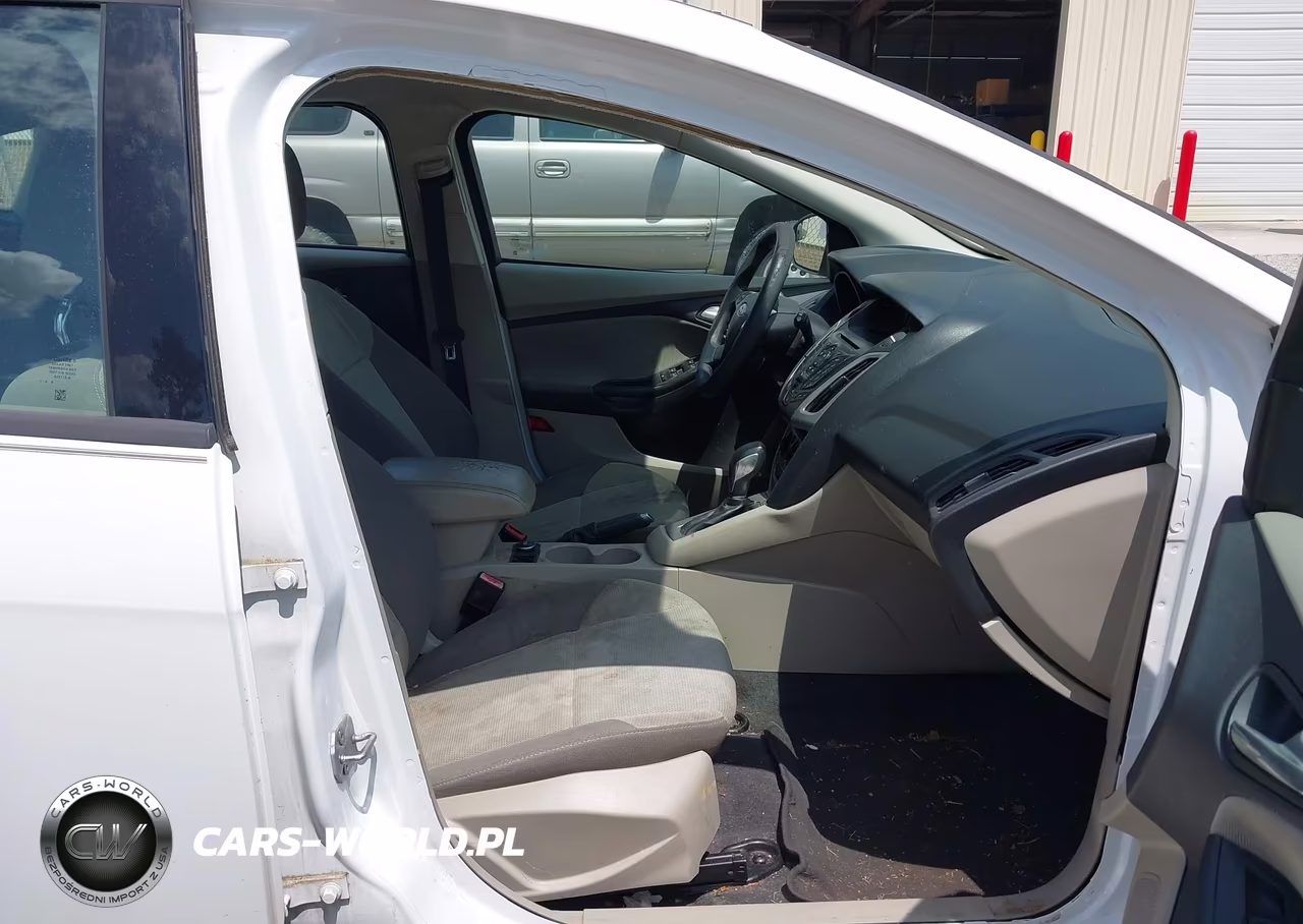 2012 Ford Focus Se VIN:1FAHP3K24CL254172 - 5