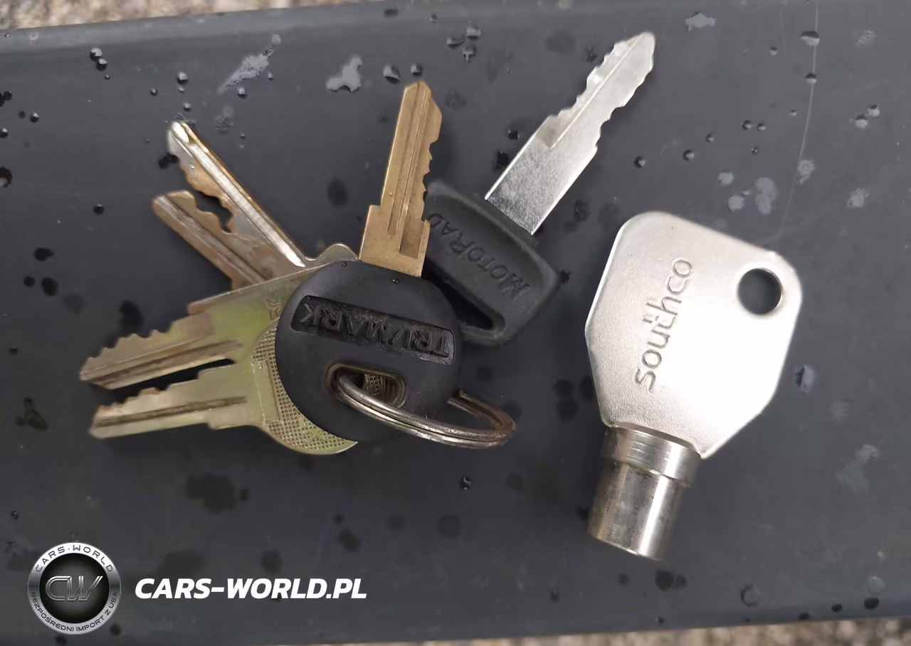 1992 Chevrolet P30 VIN:1GBKP37N9N3312979 - 11