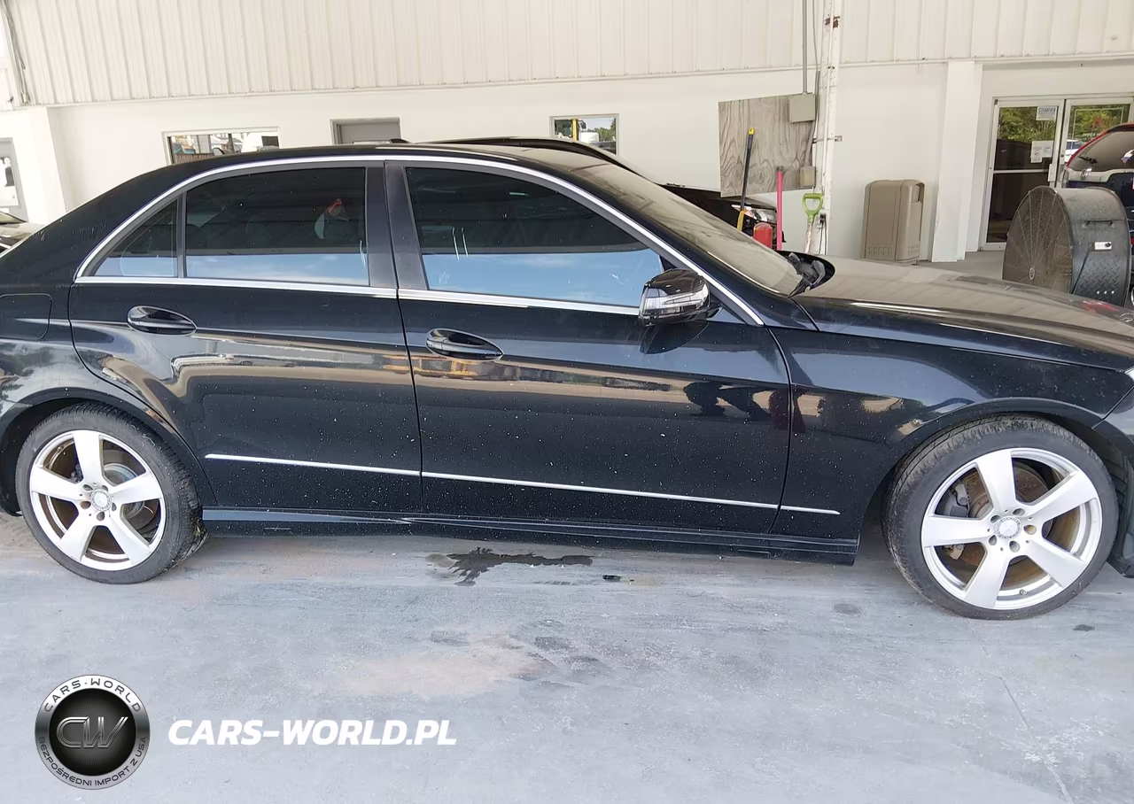 2011 Mercedes-Benz E 350 4Matic VIN:WDDHF8HB5BA452843 - 13