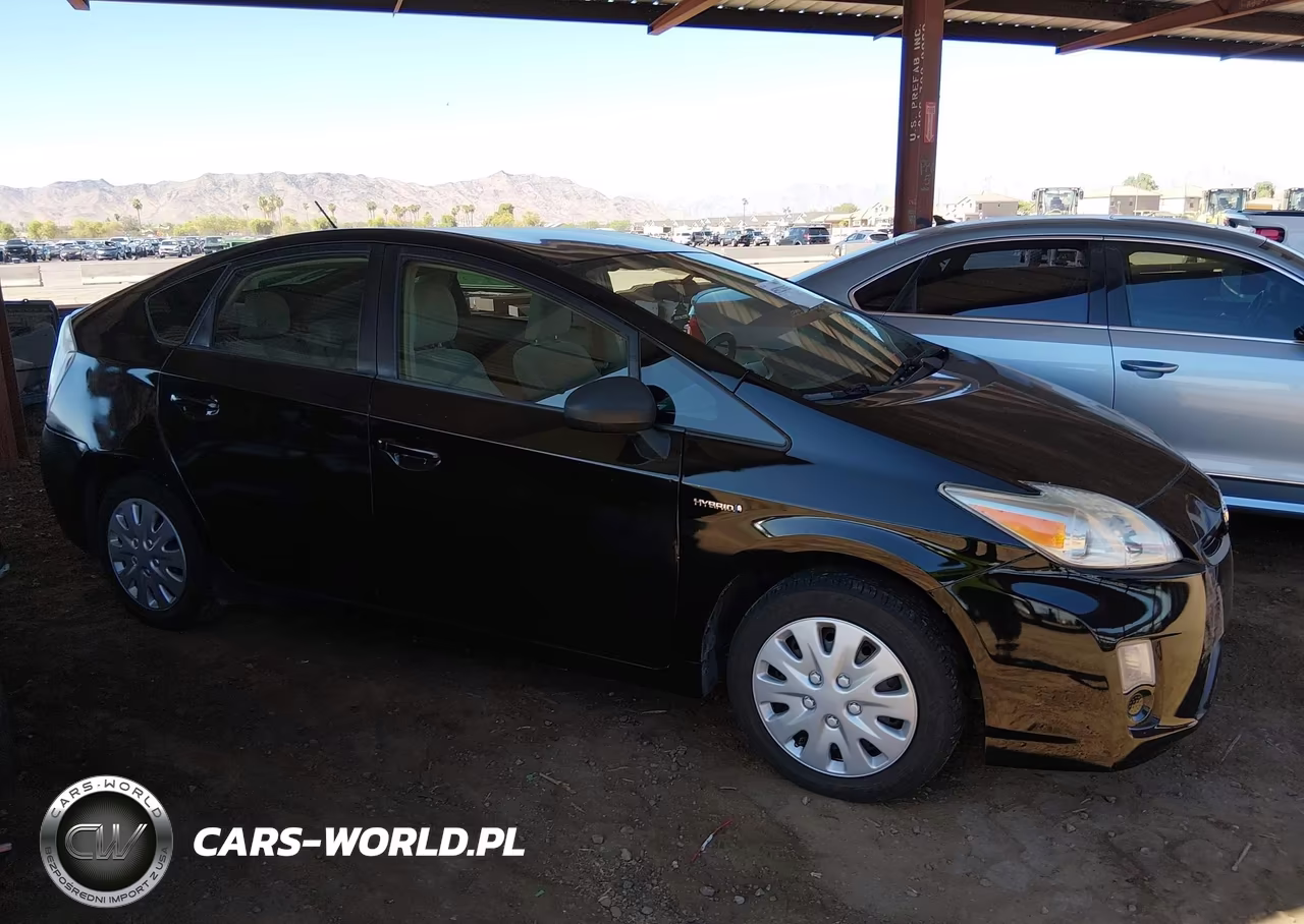 2011 Toyota Prius Two VIN:JTDKN3DU6B5365281 - 13