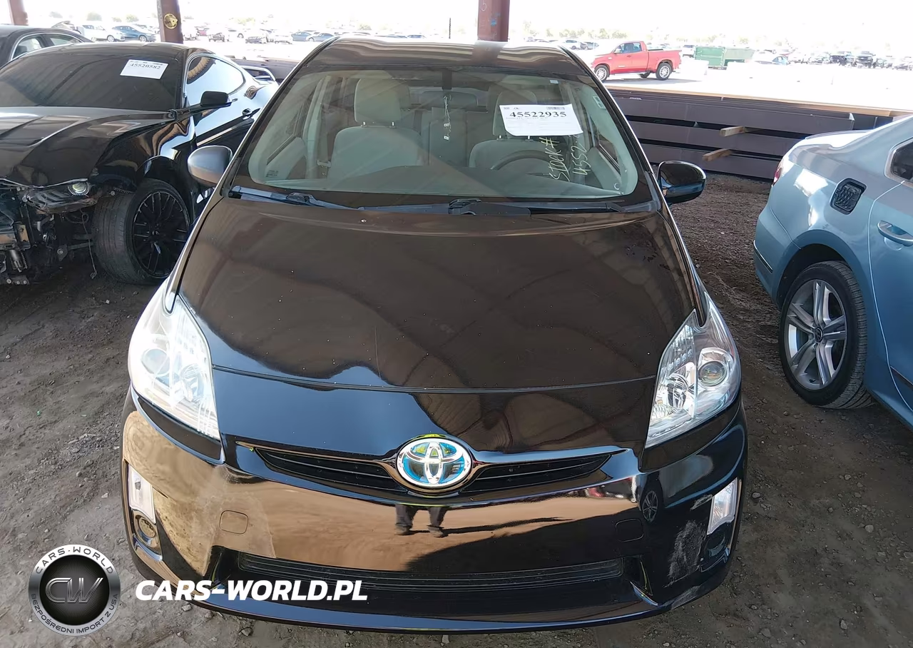2011 Toyota Prius Two VIN:JTDKN3DU6B5365281 - 6