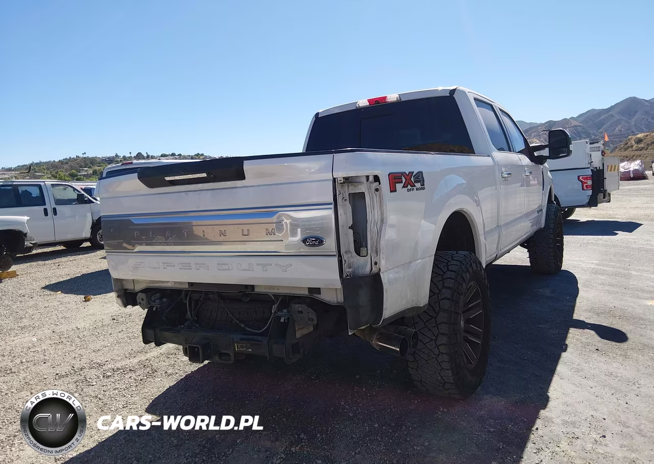 2018 Ford F-250 King Ranch-Lariat-Limited-Platinum-Xl-Xlt VIN:1FT7W2BT9JEB20321 - 4