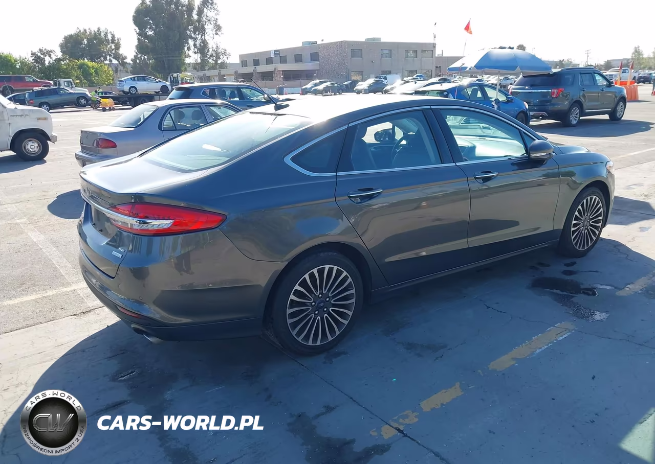 2018 Ford Fusion Se VIN:3FA6P0HD4JR273141 - 4