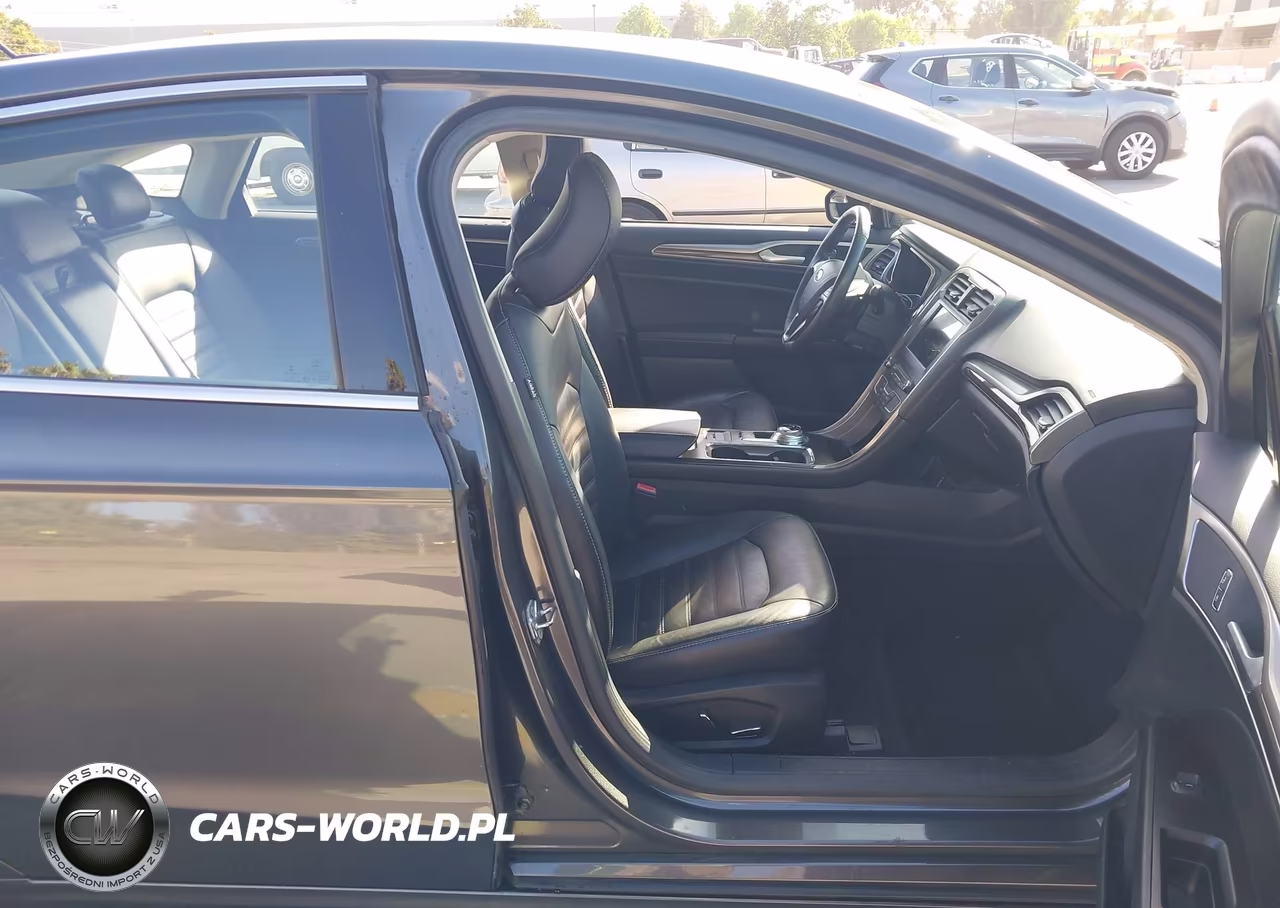 2018 Ford Fusion Se VIN:3FA6P0HD4JR273141 - 5