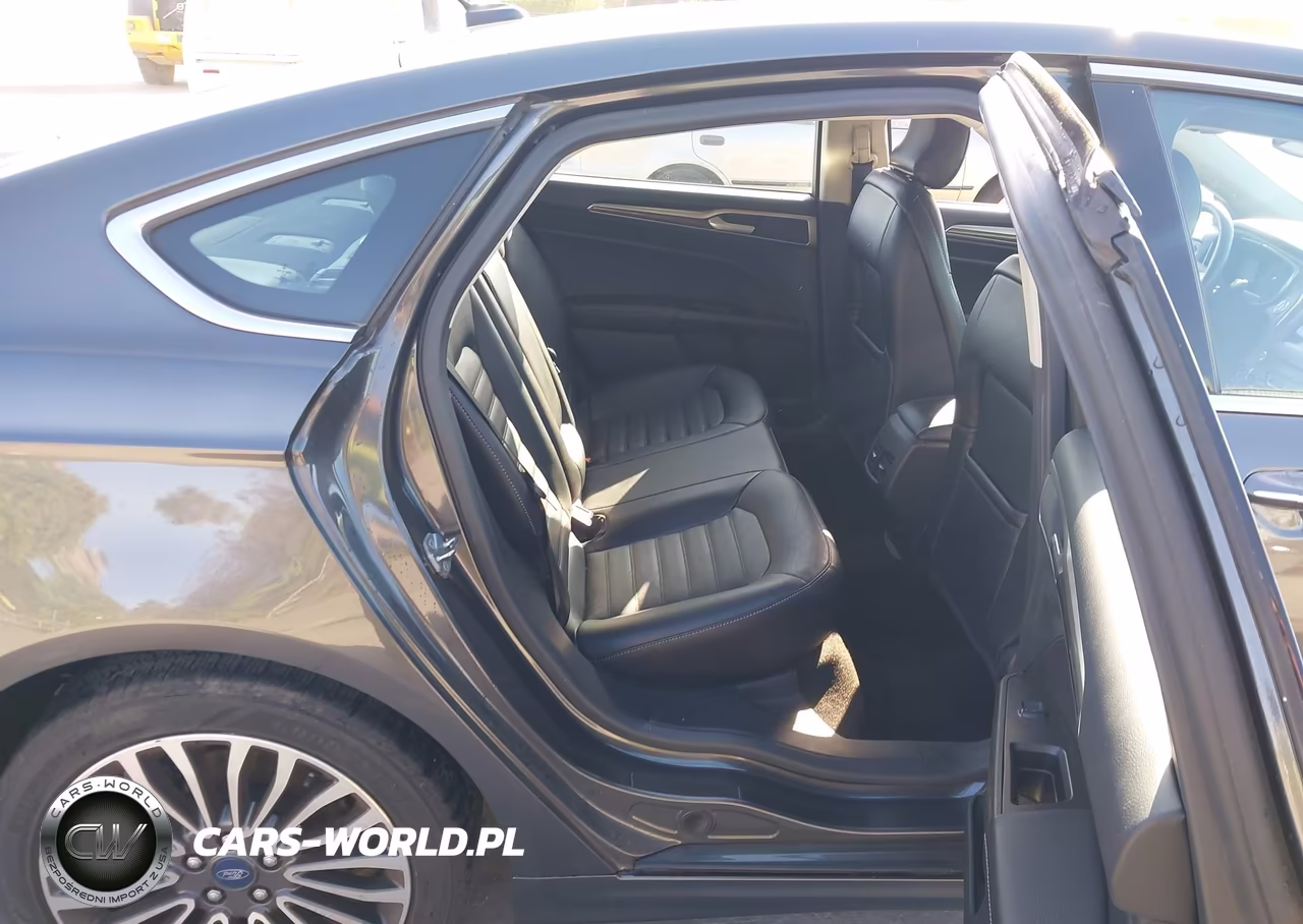 2018 Ford Fusion Se VIN:3FA6P0HD4JR273141 - 8