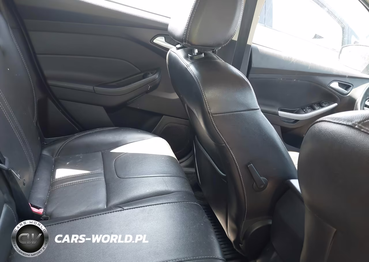 2014 Ford Focus Se VIN:1FADP3K20EL395676 - 8