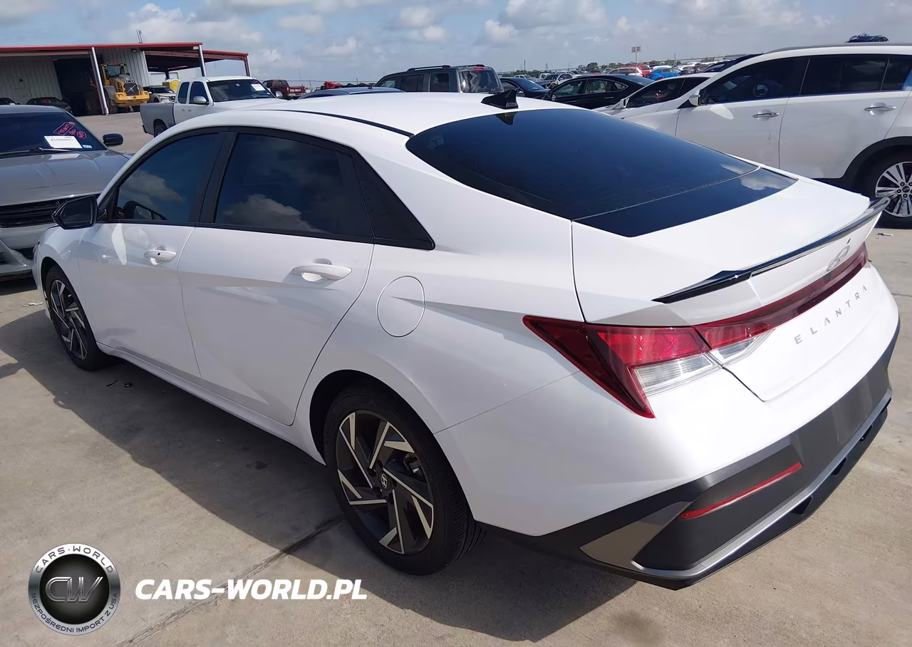 2025 Hyundai Elantra Sel Sport VIN:KMHLM4DG5SU961684 - 3