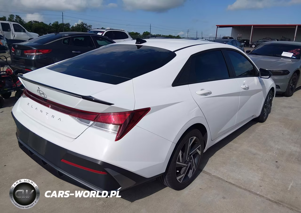 2025 Hyundai Elantra Sel Sport VIN:KMHLM4DG5SU961684 - 4