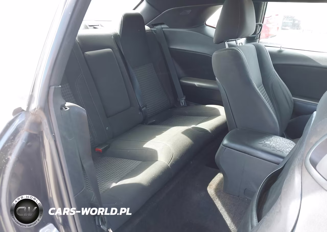 2018 Dodge Challenger Sxt VIN:2C3CDZAG8JH237466 - 8