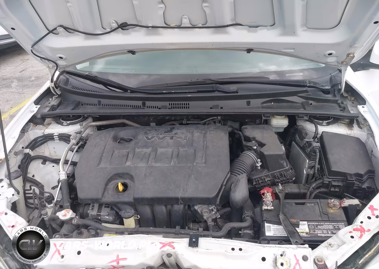 2019 Toyota Corolla Le VIN:5YFBURHE3KP930937 - 10