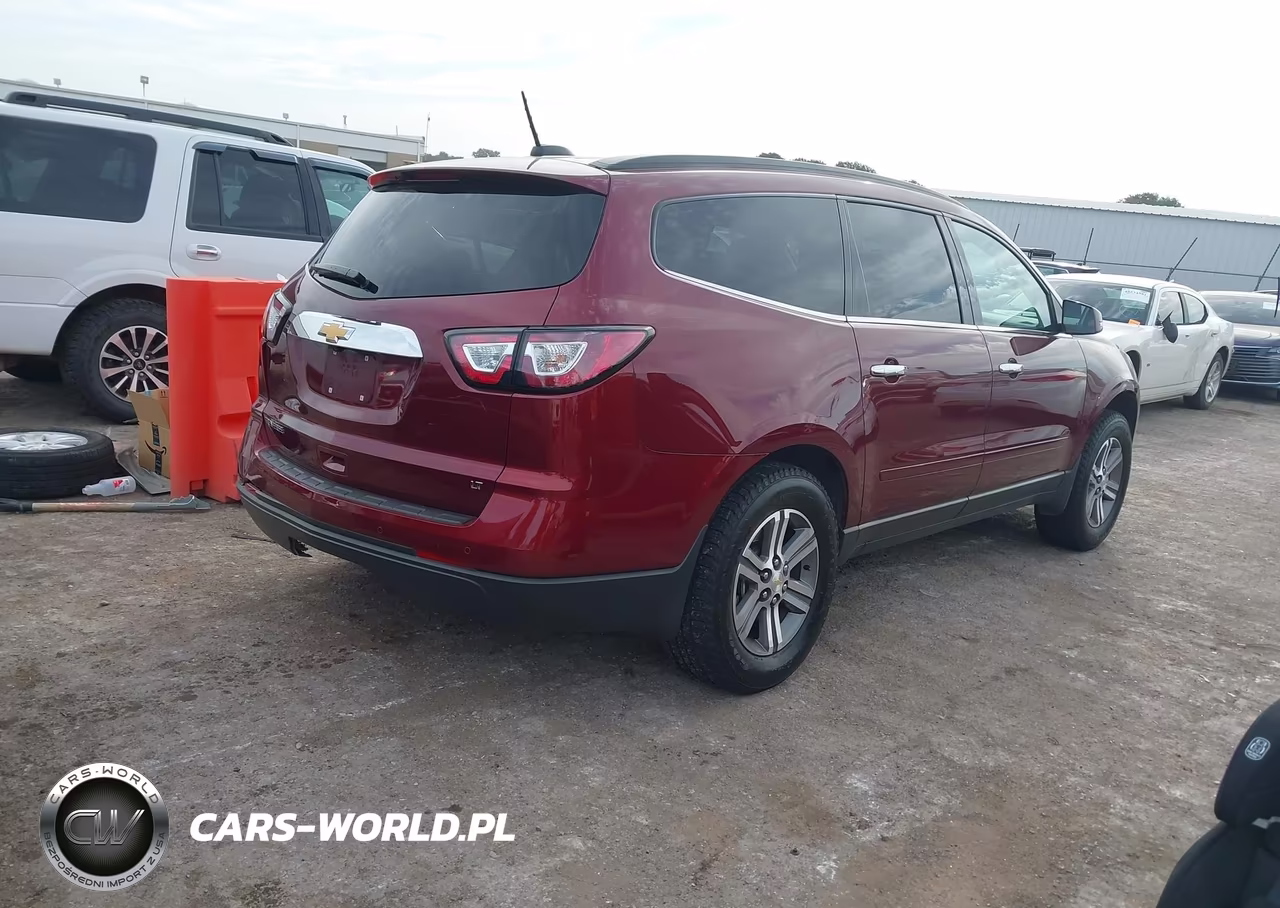 2017 Chevrolet Traverse Lt VIN:1GNKRGKD8HJ252549 - 4