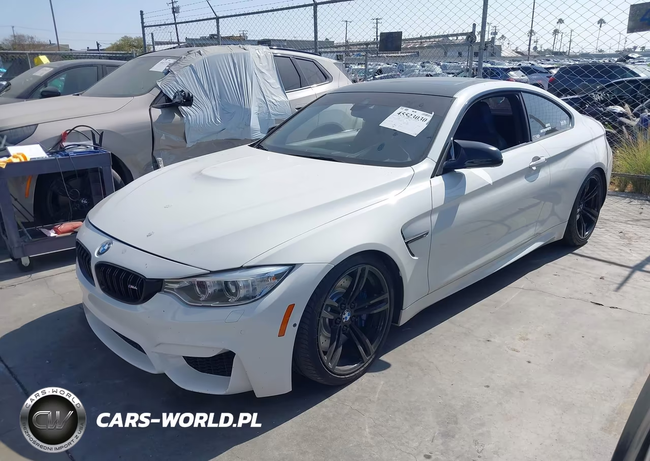 2015 BMW M4 VIN:WBS3R9C59FK332443 - 2