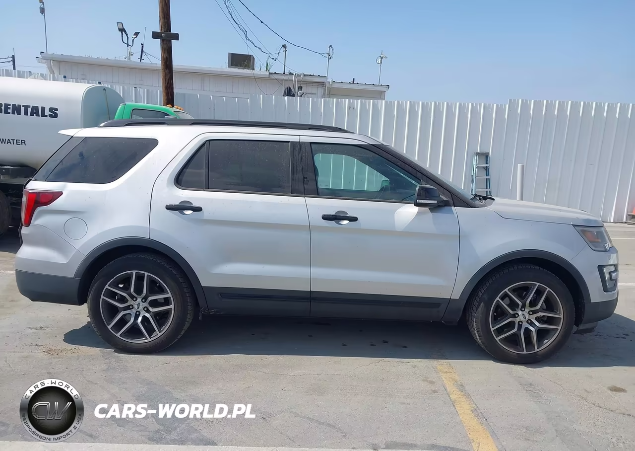 2017 Ford Explorer Sport VIN:1FM5K8GT7HGA60760 - 13