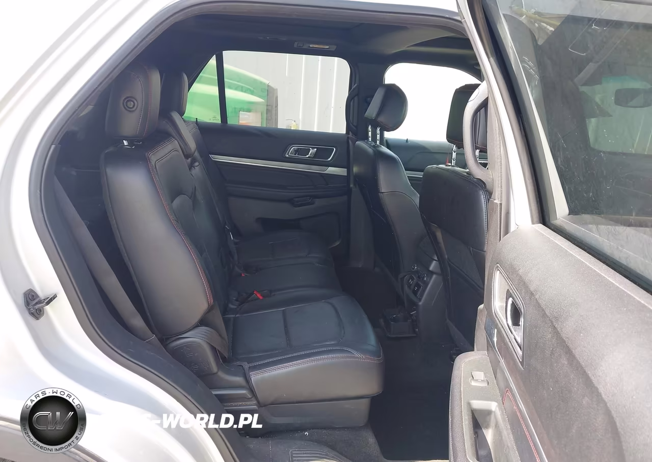2017 Ford Explorer Sport VIN:1FM5K8GT7HGA60760 - 8