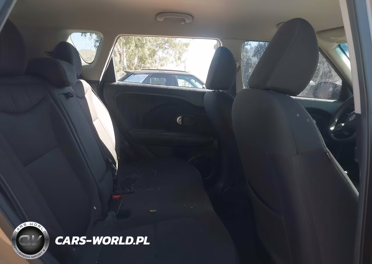 2014 Kia Soul VIN:KNDJN2A21E7097502 - 8