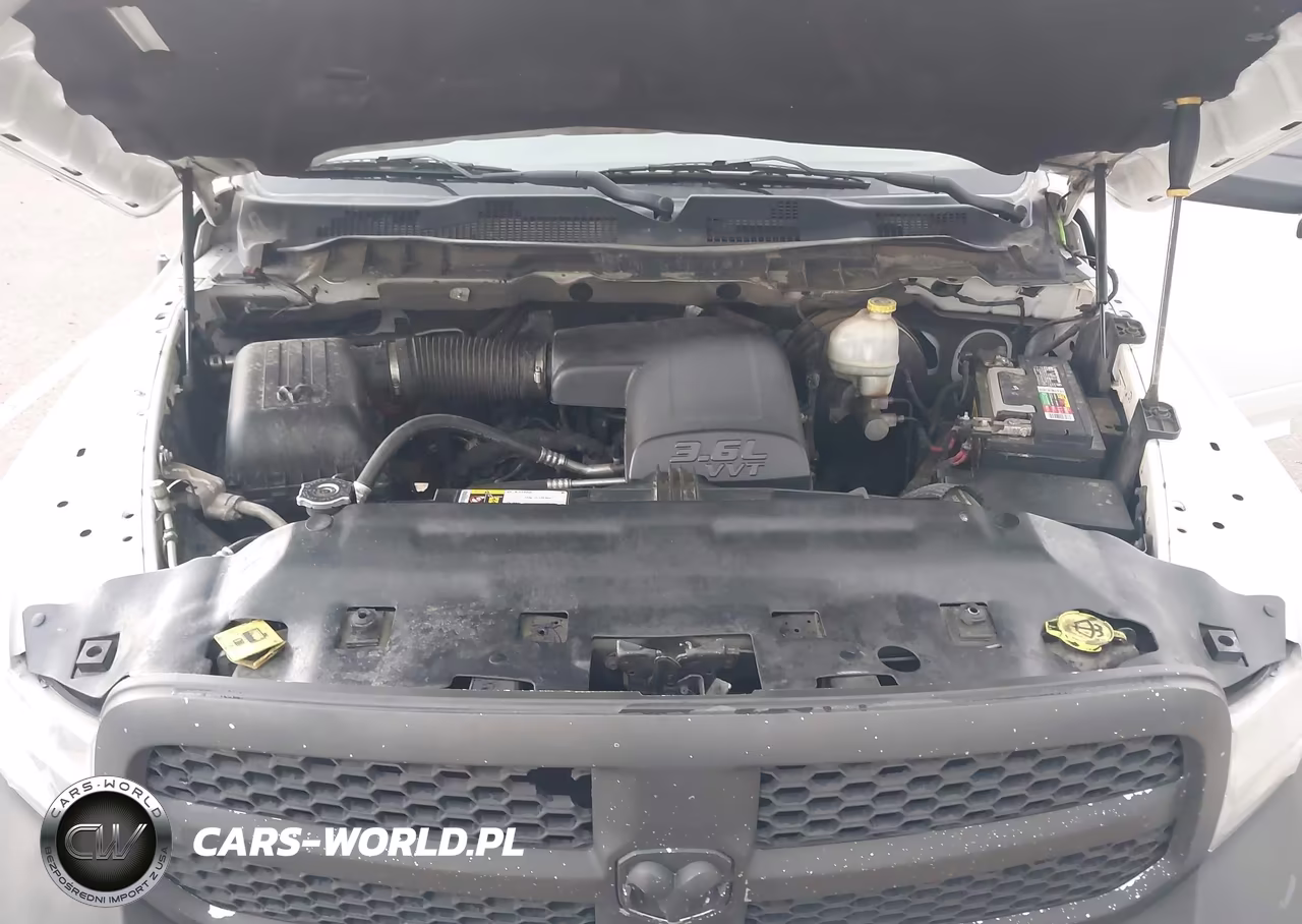 2015 Ram 1500 Tradesman VIN:1C6RR7FG1FS763451 - 10