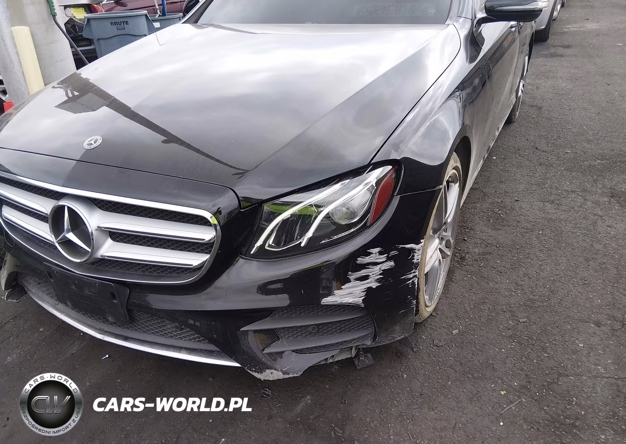 2018 Mercedes-Benz E 300 VIN:WDDZF4JB2JA457942 - 18