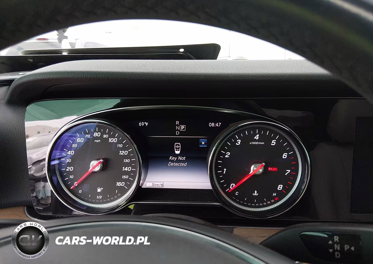 2018 Mercedes-Benz E 300 VIN:WDDZF4JB2JA457942 - 7