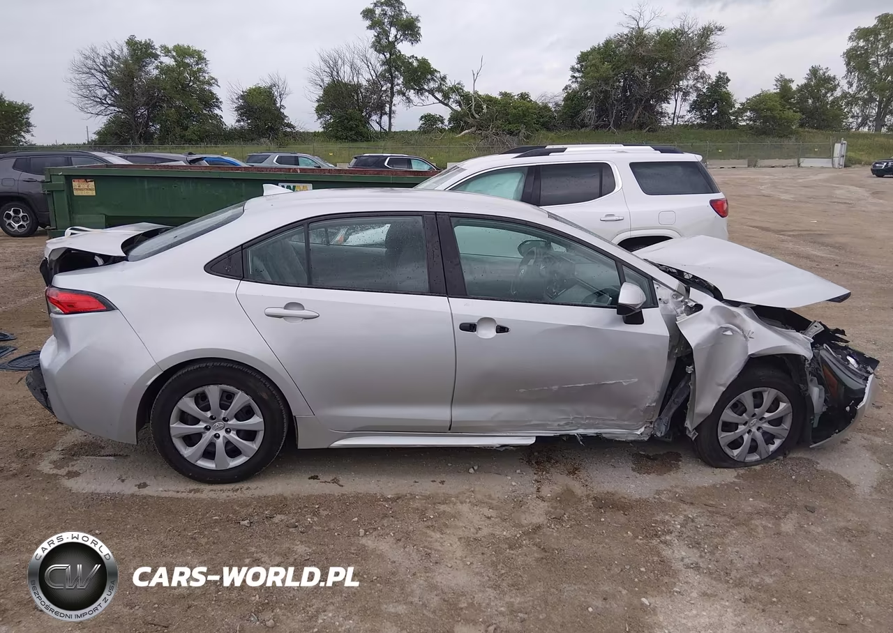 2022 Toyota Corolla Le VIN:5YFEPMAE1NP298056 - 13
