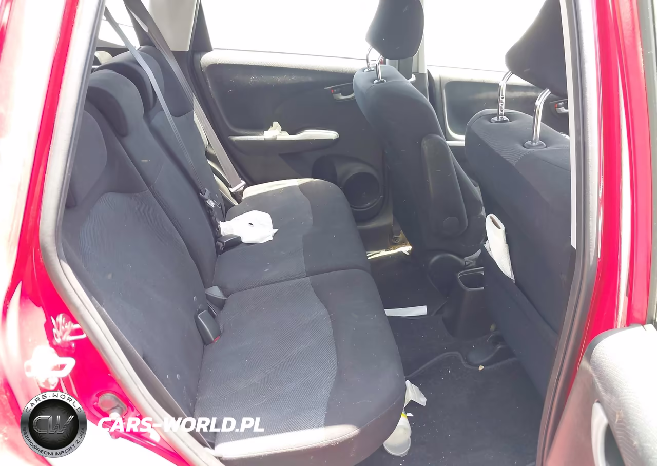 2010 Honda Fit Sport VIN:JHMGE8H42AC040391 - 8