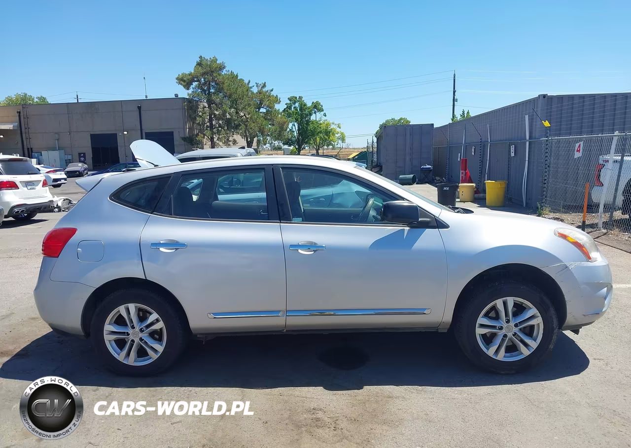 2011 Nissan Rogue S VIN:JN8AS5MV5BW682010 - 13