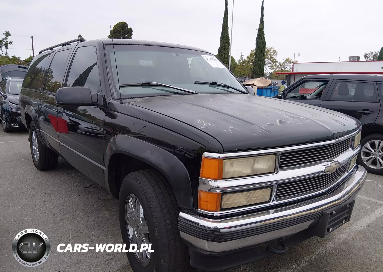 1999 Chevrolet Suburban Lt