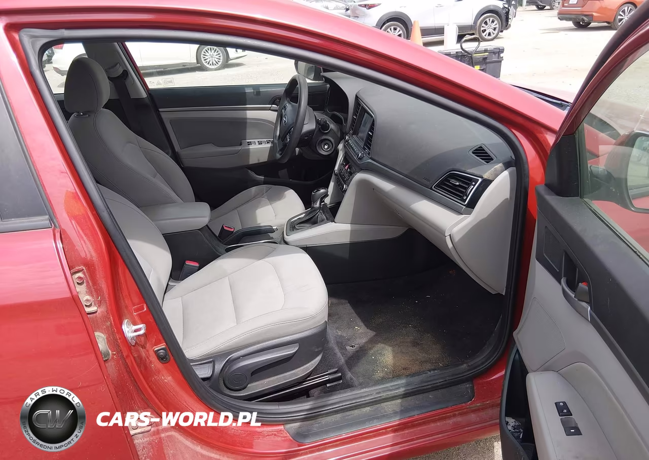 2018 Hyundai Elantra Sel VIN:5NPD84LF0JH318836 - 5