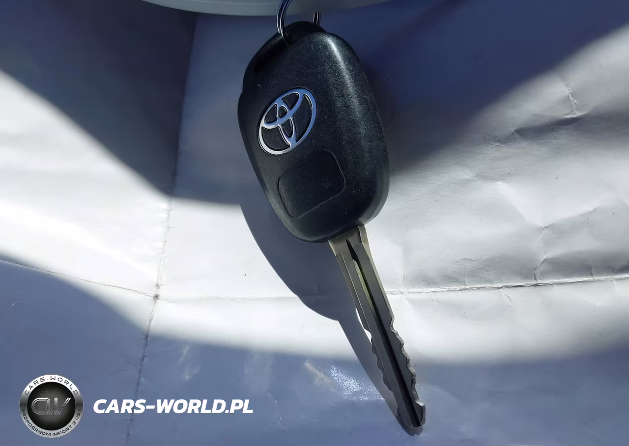 2014 Toyota Corolla Le Plus VIN:5YFBURHE8EP155491 - 11