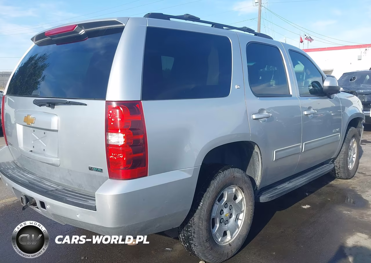 2012 Chevrolet Tahoe Lt VIN:1GNSKBE00CR124817 - 4
